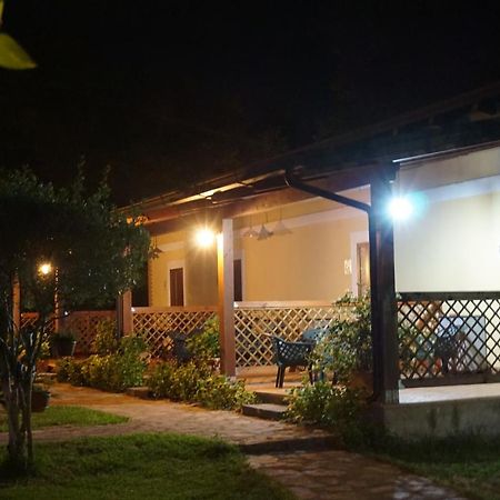 B&B Donna Maja San Severino Exterior photo